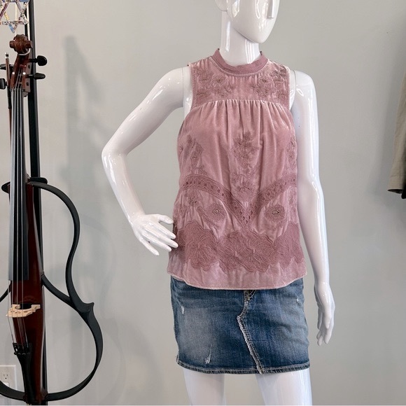 Anthropologie Floreat Myleen Crushed Velvet Top - Picture 4 of 14